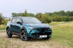 Alfa Romeo Junior Ibrida Speciale 2025