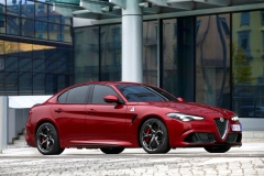 Alfa Romeo Giulia Quadrifoglio 2016