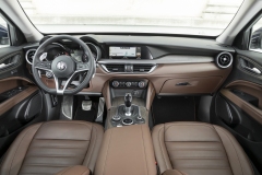 Alfa Romeo Stelvio Veloce 2016