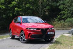 Alfa Romeo Tonale 1.3 Turbo PHEV Tributo Italiano 2025