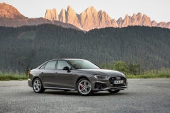 Audi A4 45 TFSI quattro S Line 2019