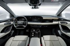 Audi Q6 e-tron 2023 interiér