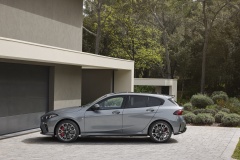 P90550873_highRes_the-all-new-bmw-1-se