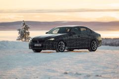 BMW i5 prototyp 2023
