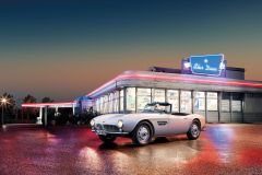 P90229718_highRes_elvis-bmw-507-08-201