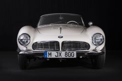 P90229727_highRes_elvis-bmw-507-08-201