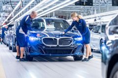 Továrna BMW Dingolfing, výroba BMW 5