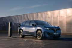 BMW iX3 50 xDrive 2025