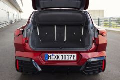 BMW iX2 2023 kufr