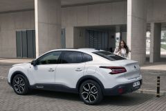 Citroën ë-C4 X 2022