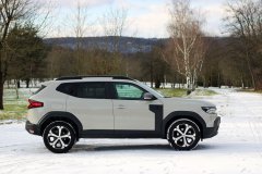 Dacia Duster Hybrid Journey (2025)