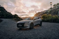 DS N°4 E-Tense Etoile 2025