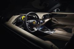 Ferrari Purosangue interiér 2022