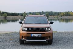 Fiat Grande Panda Hybrid La Prima 2025