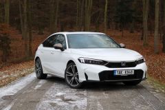 Honda Civic e:HEV Advance 2025