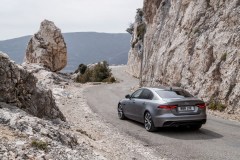 Jaguar XE 2019