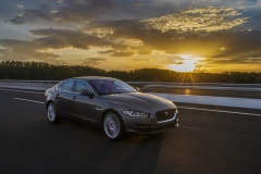 Jaguar XE 2015