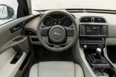Jaguar XE 2015