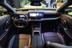 Jeep Compass 2026 palubní deska