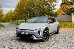  Kia EV4 hatch 150 kW GT-Line (2025)