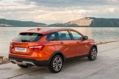 Lada Vesta SW Cross 2017