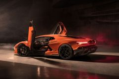 Lamborghini Revuelto 2023