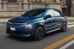 2024 Lancia Ypsilon Limited Edition Cassina