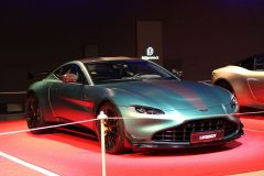 aston martin vantage