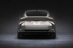 Lexus ES 2026