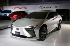 Lexus RZ 2021