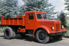 MAZ 200