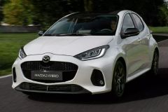 Mazda 2 Hybrid 2024