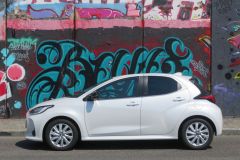 Mazda 2 Hybrid 2022