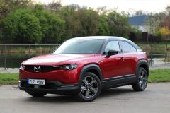 Mazda MX-30 Makoto e-Skyactiv EV 2023