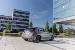 Mercedes-Benz A 250 e hatchback 2019