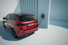 Mercedes-Benz B 250 e, 2022