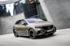 Mercedes-Benz EQE SUV 2022
