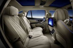 Mercedes-EQ. EQS SUV 2022