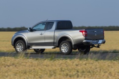 Mitsubishi L200 Club Cab 2015