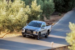 Mitsubishi L200 Club Cab 2019