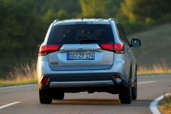 Mitsubishi Outlander 2015