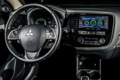 Mitsubishi Outlander PHEV 2014