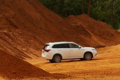 Mitsubishi Outlander PHEV 2018
