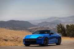 2023-Nissan-Z-U.S.-market-Performance-grade_005-1200x800
