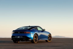 2023-Nissan-Z-U.S.-market-Performance-grade_010-1200x800
