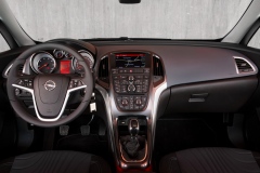 Opel Astra 2012