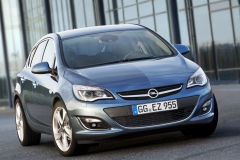 Opel Astra 2012