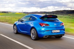 Opel Astra OPC 2012