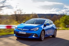 Opel Astra OPC 2012