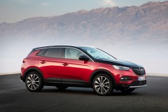 Opel Grandland X Hybrid 4 2020